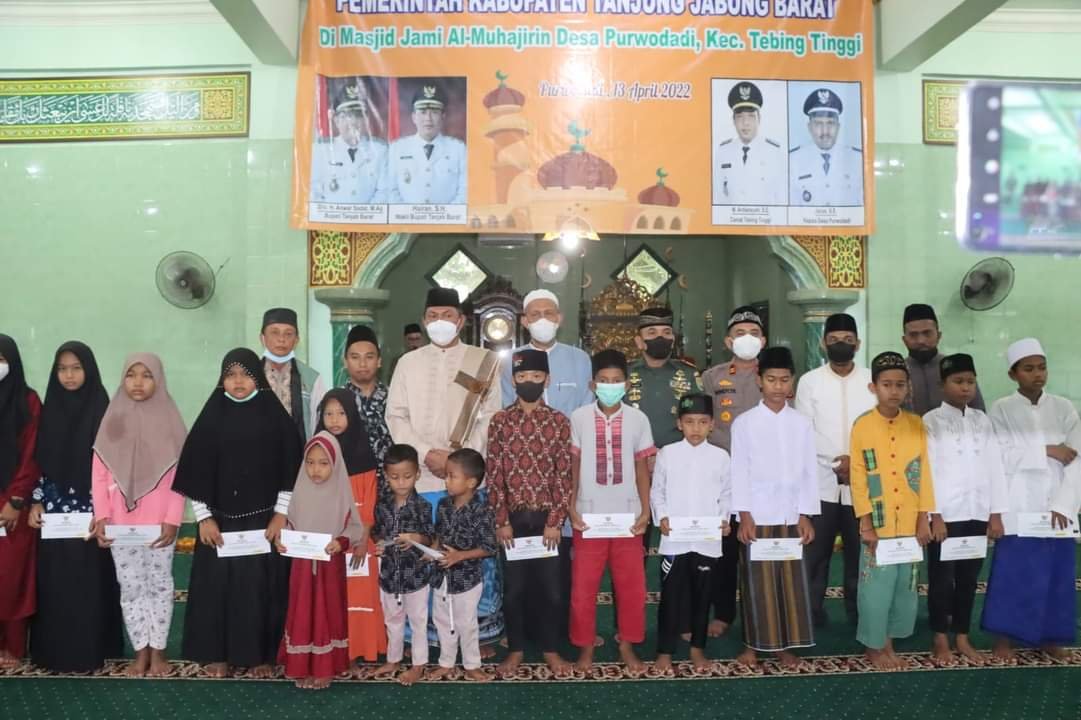 Pemkab Tanjab Barat Bersama SKK Migas -PetroChina Safari Ramadhan Di Desa Purwodadi