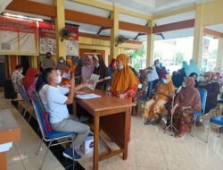 79.579 Warga Sidoarjo Terima BLT Minyak Goreng Rp. 300 Ribu dan BPNT Rp. 200 Ribu