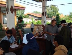 Koramil Ngoro Bersinergi Amankan Penyaluran Bansos Program Sembako Tahun 2022