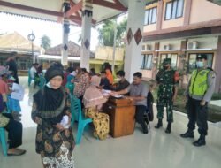 TNI-Polri Amankan Penyaluran Bansos Sembako dan Subsidi Minyak Goreng