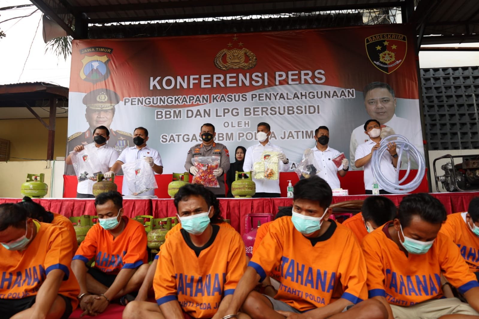 Polda Jatim Bongkar Penyalahgunaan BBM dan Elpiji Bersubsidi