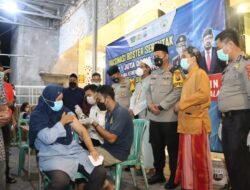 Warga Surya Asri dan Sidokepung Antusias Ikuti Vaksinasi Booster Polresta Sidoarjo