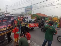 Lembaga Swadaya Masyarakat Barisan Patriot Peduli Indonesia (LSM BPPI) Dan Lembaga Swadaya Masyarakat Gerakan Masyarakat Bawah Indonesia (LSM GMBI) Membagikan 900 Takjil Untuk Masyarakat