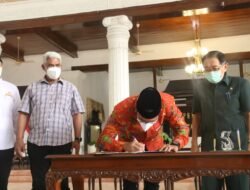 Enam Perusahaan Hibahkan Lahan Untuk Jalan Frontage Road, Gus Muhdlor Targetkan Akhir Tahun Tembus Lingkar Timur