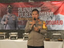 Kapolresta Sidoarjo Buka Bersama Media Piramida