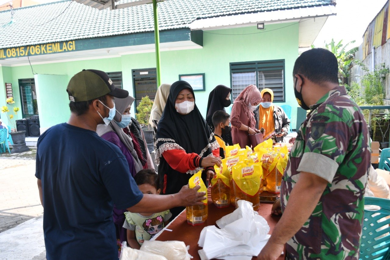Jelang Hari Raya Idul Fitri Kodim 0815/Mojokerto Adakan Bazar Murah Ramadhan