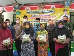 Bupati Sidoarjo Berinteraksi Langsung Dengan Warga Desa Mojoruntut Kecamatan Krembung Kabupaten Sidoarjo