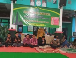 Di Bulan Penuh Berkah Ramadhan  Pemerintah Desa Kemantren, Menyantuni Anak Yatim Dan Buka Bersama