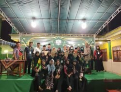 Malam 1 Syawal 1443 H / 2022 M Pemerintah Desa Kebaron Kecamatan Tulangan Kabupaten Sidoarjo Bersama Dengan PR. IPNU – IPPNU Kebaron Mengadakan Gema Takbir Keliling