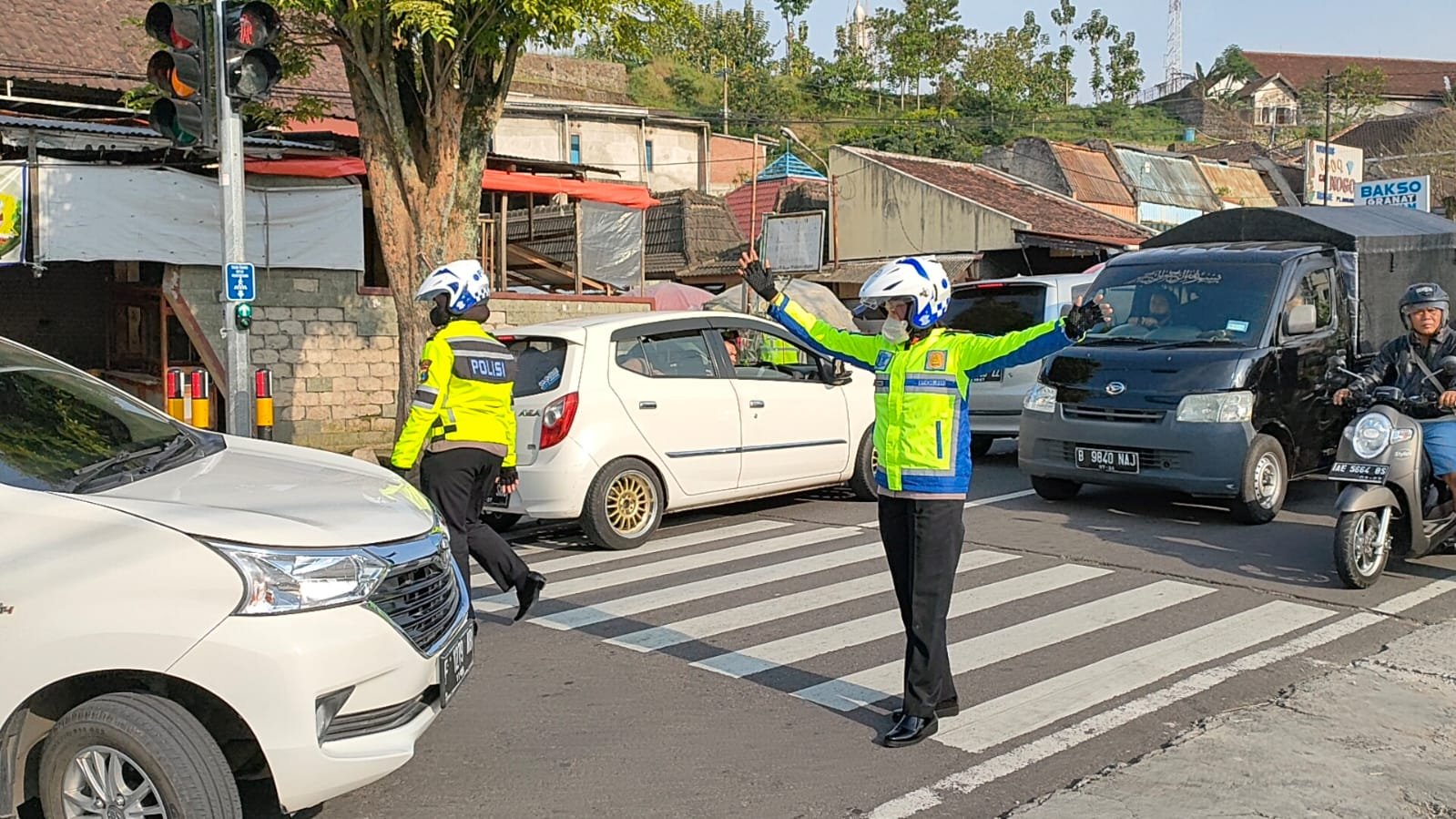 Lakukan Rekayasa Lalu Lintas, Polres Magetan Juga Siagakan Tim Drogba di Kawasan Wisata Sarangan