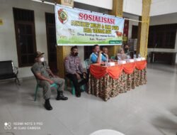 Tangkal PMK, Babinsa Koramil Kemlagi Bersama BPP Berikan Edukasi Para Peternak