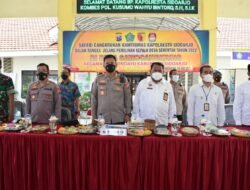 Kapolresta Sidoarjo Cangkrukan Kamtibmas Jelang Pilkades di Wonoayu