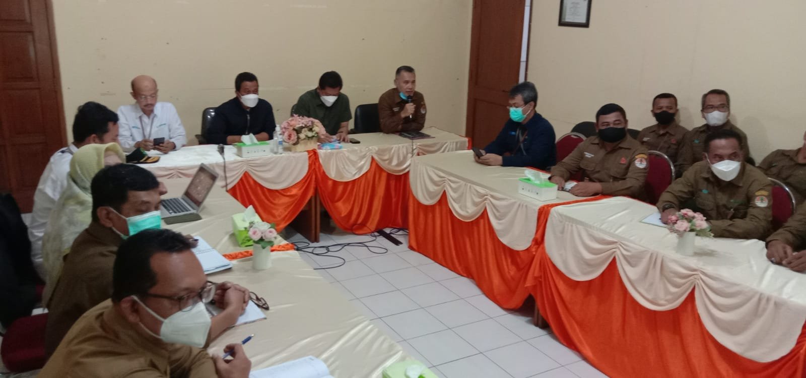 Dirut Wahyu Kuncoro Berikan Motivasi Kepada Jajaran Perhutani Mojokerto