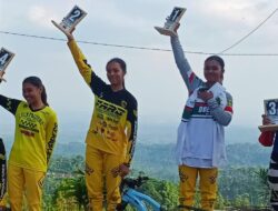 Murid MA Khomsani Nur Klanting Raih Prestasi Membanggakan Pada Kejuaraan Jatim Downhill Series 2022