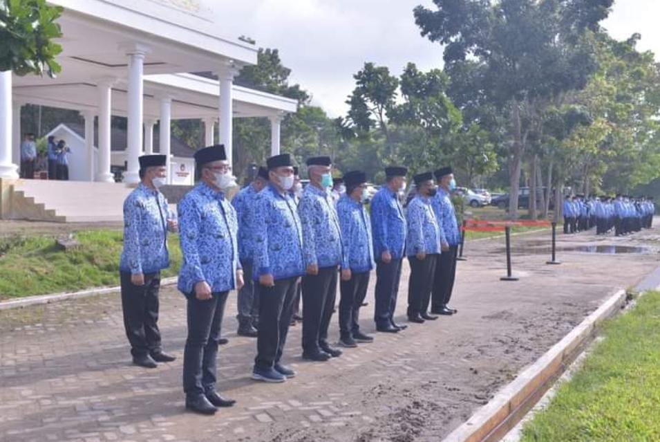 Sekda Muaro Jambi Budhi Hartono Pimpin Upacara Hari Kesadaran Nasional (HKN)