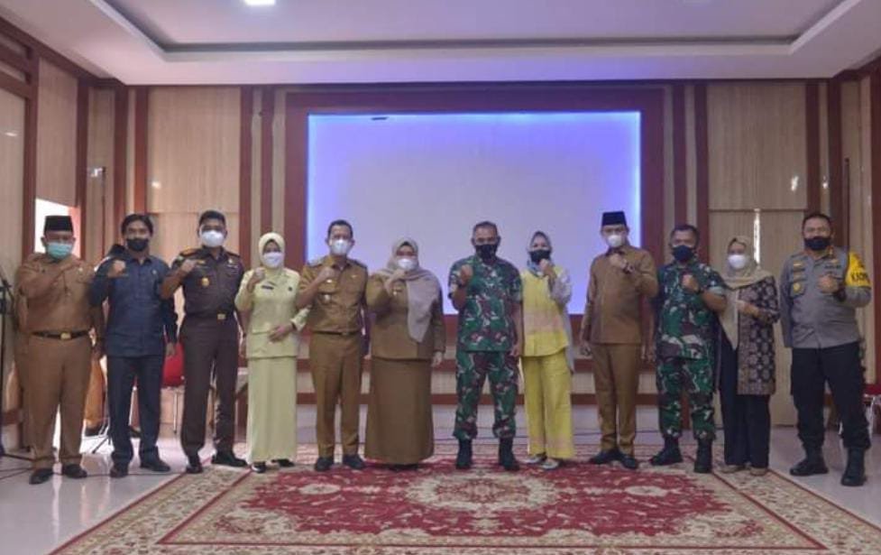 Bupati Muaro Jambi Bersama Wabup BBS Sambut Kedatangan Danrem 042 Gapu
