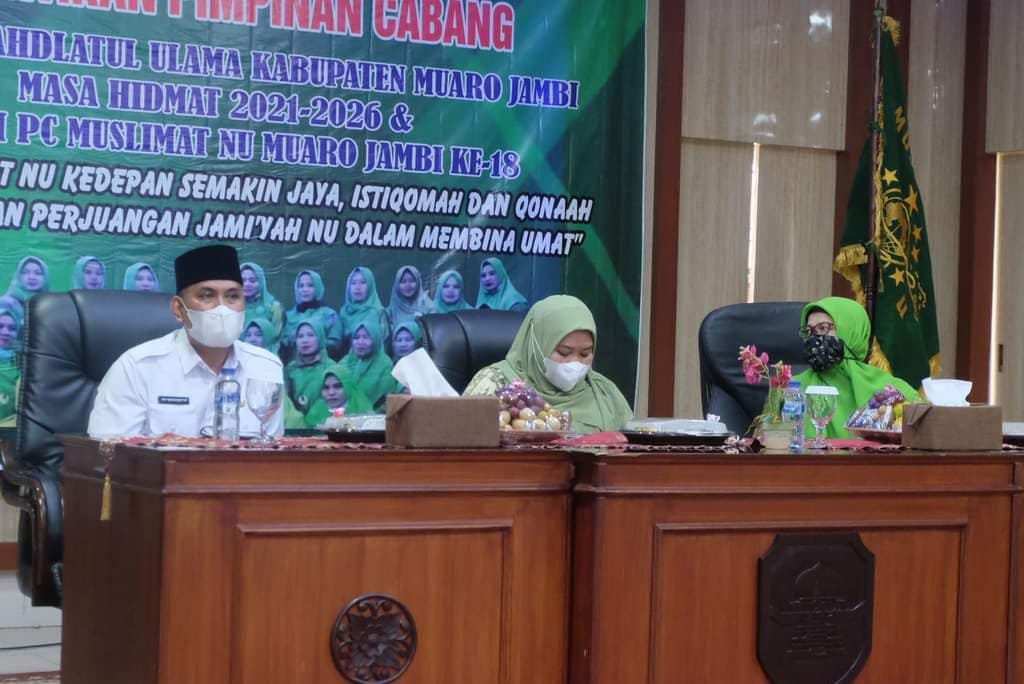 Bupati Muaro Jambi Hadiri Langsung Pelantikan Pimpinan Cabang Muslimat NU Muaro Jambi