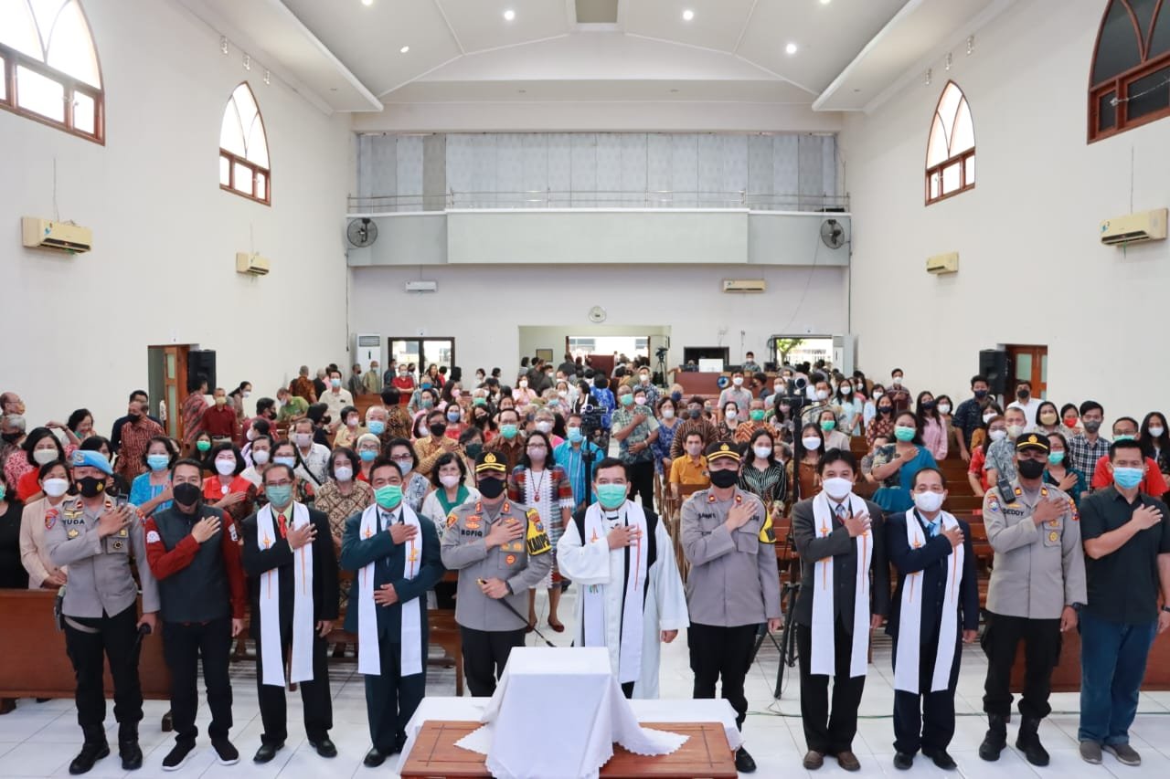 Kapolresta Mojokerto Sapa Kamtibmas dalam Peringatan Kenaikan Isa Almasih