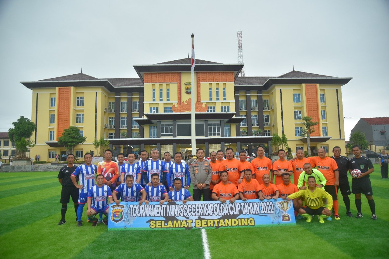 Kapolda Lampung Buka Turnamen Sepak Bola Mini Soccer Kapolda Cup 2022 Dalam Rangka HUT Bhayangkara ke-76