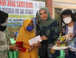 PT.Ciputra (Citra Garden) bersama Ketua TP.PKK Menyampaikan Bantuan Kepada Anak Yatim