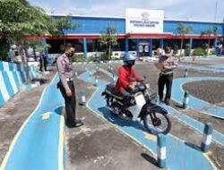 Program Coaching Clinic Wujud Sat Lantas Polres Gresik Membantu Masyarakat