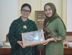 Kunjungan ke Yogya, Ning Sasha Siap Kembalikan Kejayaan Batik Khas Sidoarjo