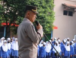 Dalam Menyambut Hari Bhyangkara ke 76, Polres Lampung Tengah Go To Scholl