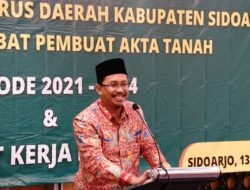 Bupati Sidoarjo Menghadiri Pengukuhan Pengurus Daerah IPPAT Sidoarjo di Fave Hotel