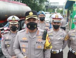 Operasi Patuh Semeru: Tertib Berlalulintas Dapat Bunga dan Coklat