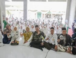 Bupati Ahmad Mudhlor Ali Menghadiri Acara Kubro Muslimat di Kletek Taman
