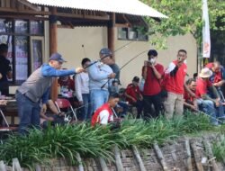 Sambut Hari Bhayangkara ke-76, Polresta Sidoarjo Ajak Rekan Media Mancing Bersama