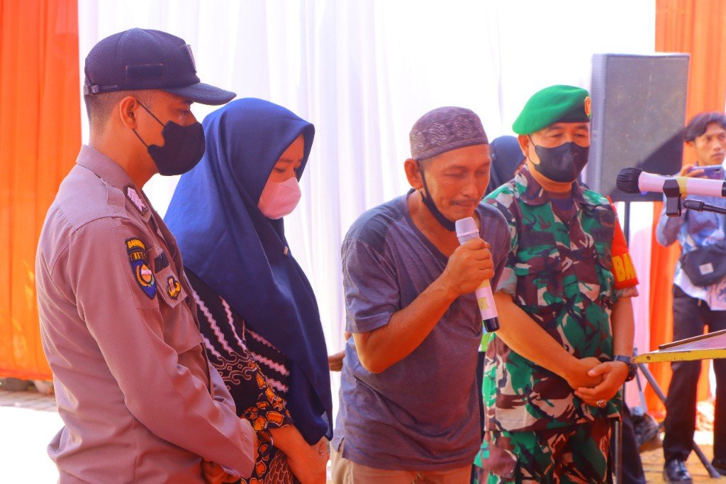 Polda Lampung Bedah Rumah Warga, Kadir Efendy: Terima Kasih Bapak Kapolda Lampung