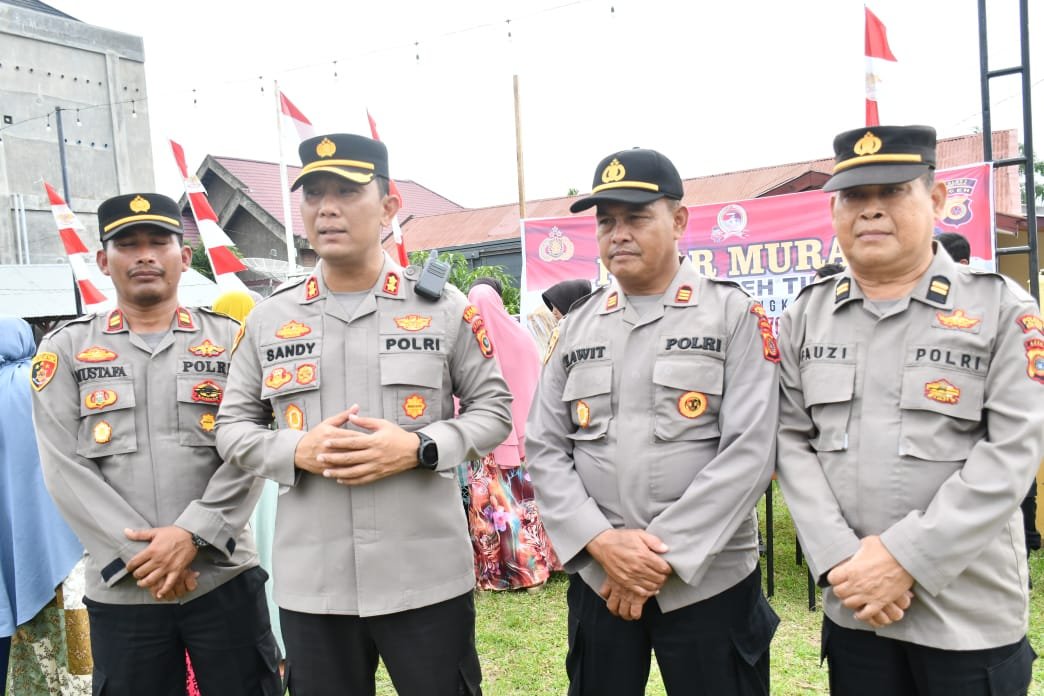 Polres Aceh Timur Gelar Operasi Pasar Murah Minyak Goreng Sambut Hari Bhayangkara Ke-76