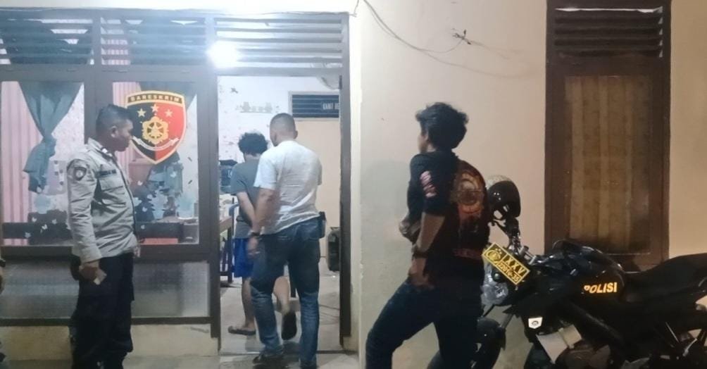 Dibackup Resmob Polres Tanggamus, Polsek Talang Padang Tangkap 3 Pembobol Toko Pasar Baru