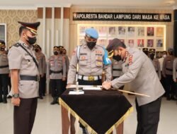 Kapolresta Bandar Lampung Pimpin Sertijab Kapolsek Tanjung Karang Barat dan Kapolsek Teluk Betung Utara