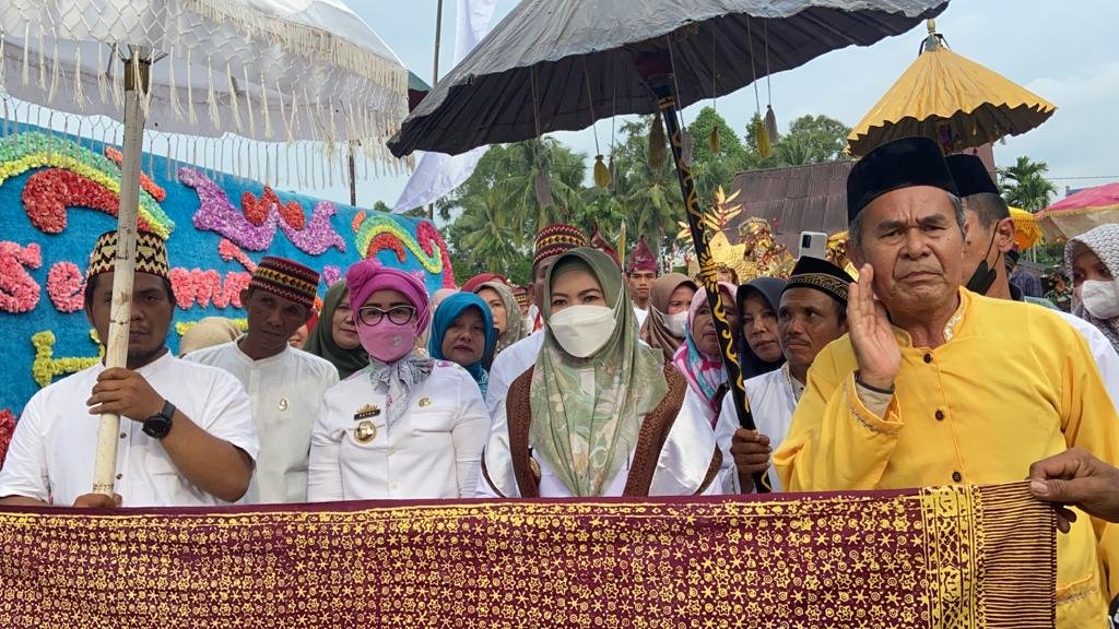 Bupati Tanggamus Hadiri Acara Festival Seni Adat dan Budaya Lampung