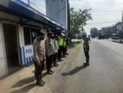 Antisipasi PMK, Polisi Cek Kendaraan Muatan Sapi di Perbatasan Porong