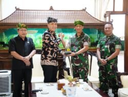 Diskusikan TMMD, Danrem 084/Bhaskara Jaya Sambangi Pendopo Kabupaten Sidoarjo