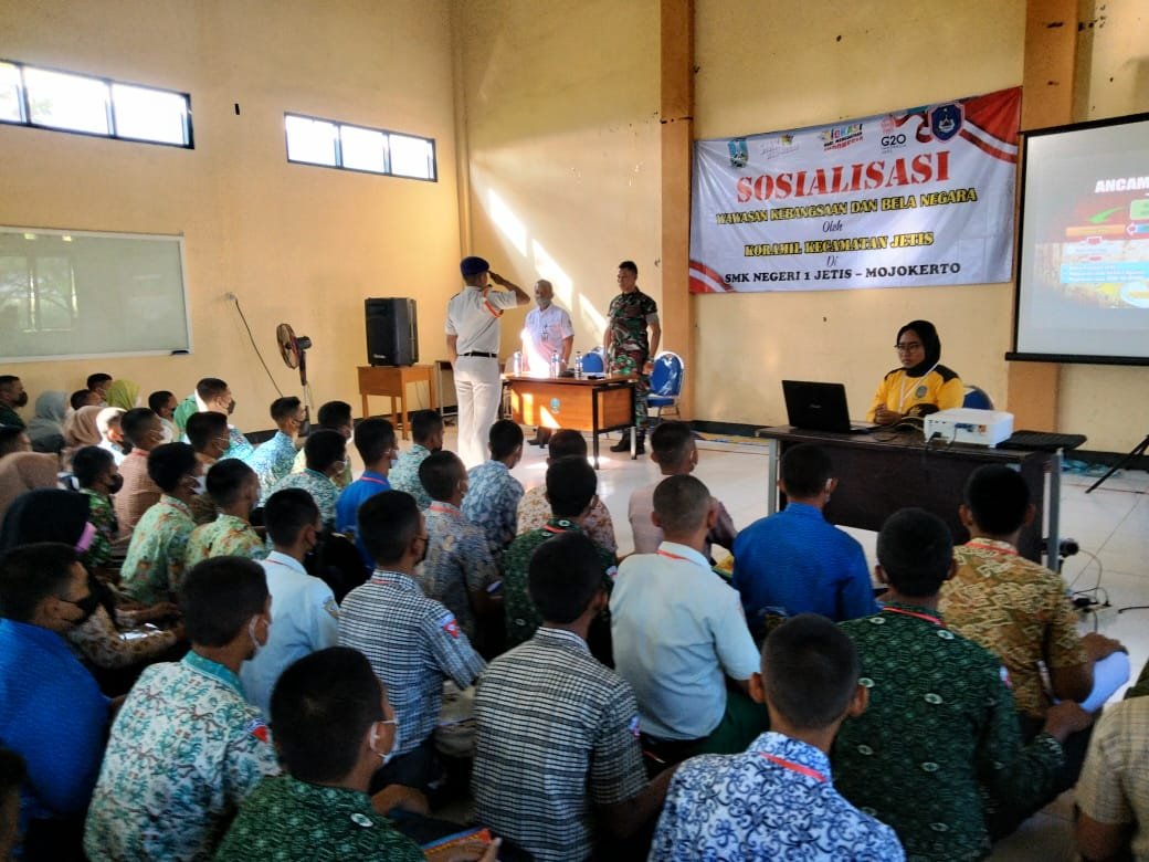 MPLS SMKN 1 Jetis, Danramil Jetis Berikan Materi Wawasan Kebangsaan