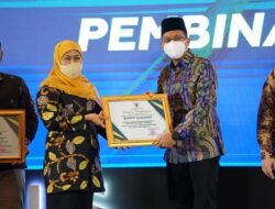 Bupati Sidoarjo Dinobatkan Sebagai Kepala Daerah Pembina Koperasi Terbaik
