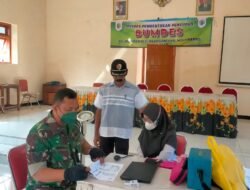 Babinsa Bersama Nakes Tracing Warga Dusun Ngembeh Dlanggu