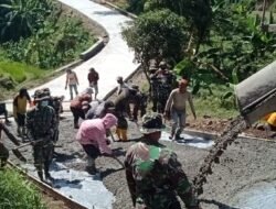 TMMD Imbangan Ke-114 Tahun 2022 Mojokerto, Kerjakan Rabat Beton Jalan Penghubung Antar Dusun