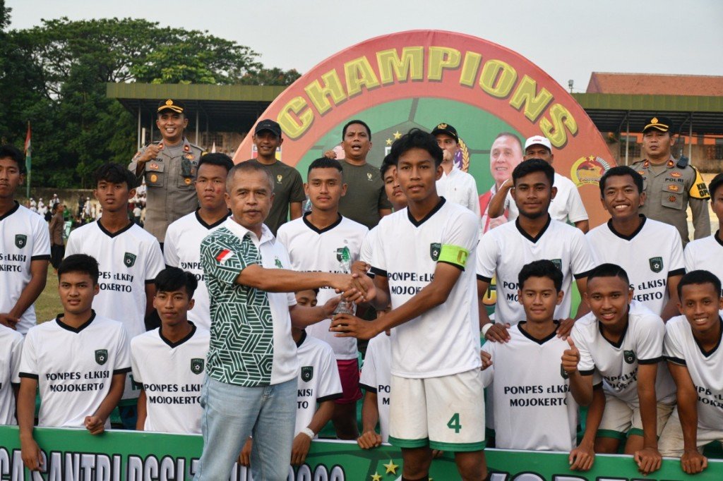 Elkisi FC Juara Liga Santri PSSI Piala Kasad Tahun 2022 Tingkat Korem 082/CPYJ