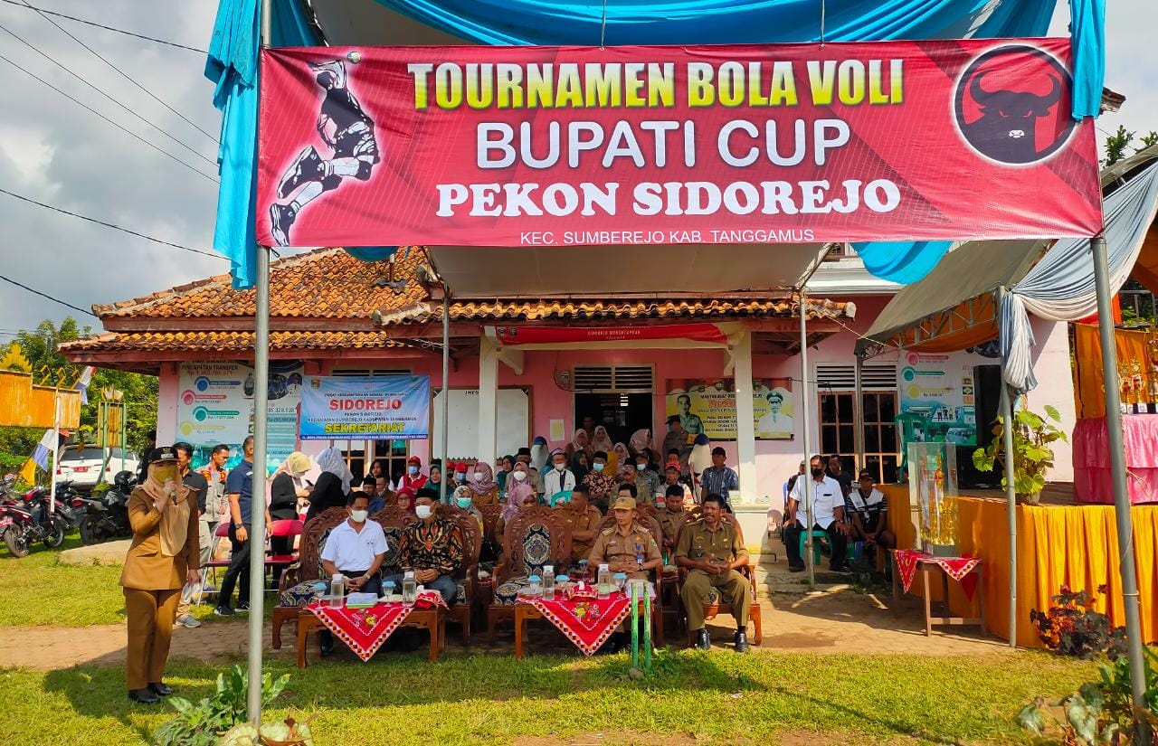 Bupati Tanggamus Buka Secara Resmi Tournamen Bola Voli Bupati Cup
