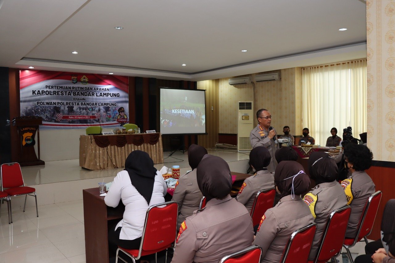 Kapolresta Bandar Lampung Tatap Muka dengan Polwan