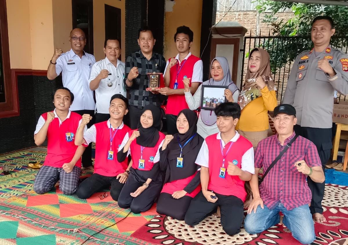 Kapolsek Jabung Hadiri Perpisahan Mahasiswa KKN Universitas Lampung