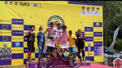 Siswi MA Khomsani Nur Sabet Juara 1 Kejuaraan Balap Sepeda di Kota Lubuklinggau