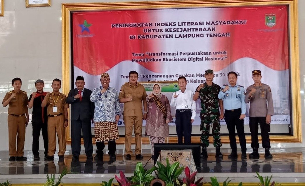 Pemda Lampung Tengah Mencanangkan Gerakan Gemar Membaca 30 menit Sehari