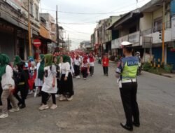 Satlantas Polres Pringsewu Amankan Pawai Karnaval Milad SD Muhammadiyah Pringsewu