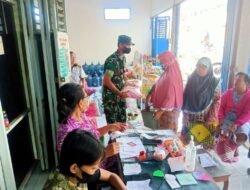 Koramil Dawarblandong Kerahkan Babinsa Kawal 905 Warga Penerima BPNT